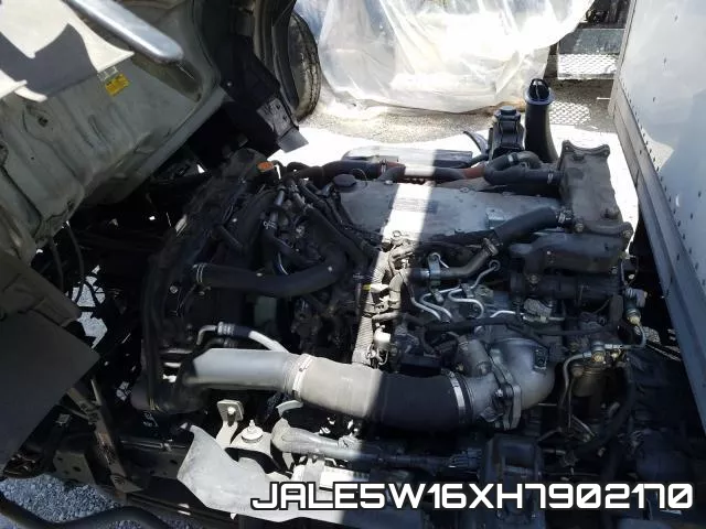 JALE5W16XH7902170_7.webp