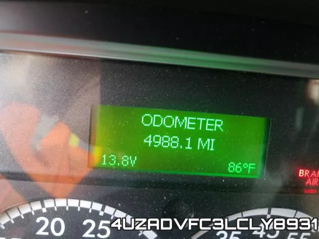 4UZADVFC3LCLY8931