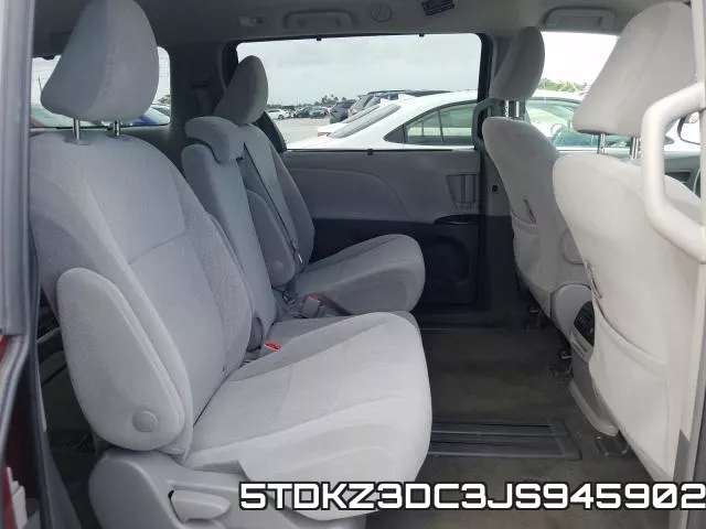 5TDKZ3DC3JS945902_6.webp