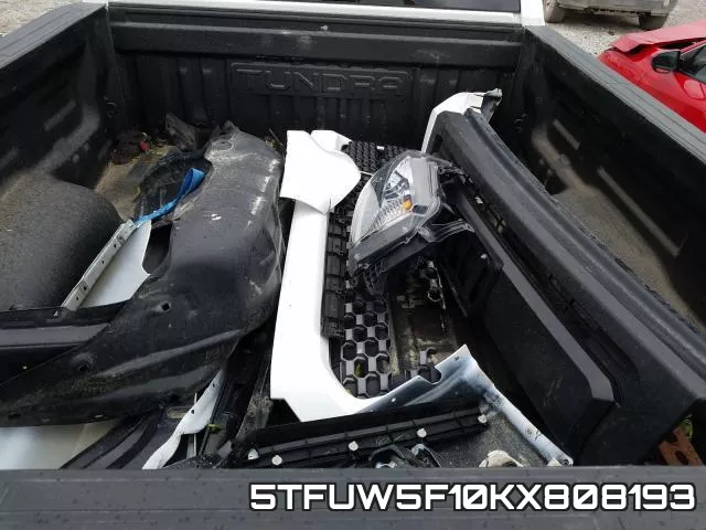 5TFUW5F10KX808193_9.webp