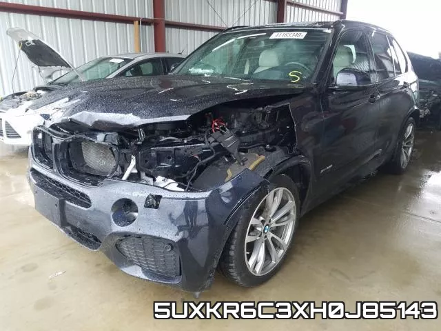 5UXKR6C3XH0J85143_2.webp