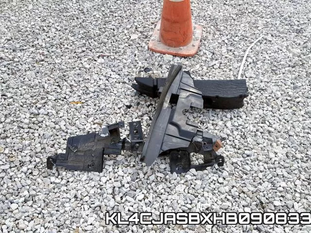 KL4CJASBXHB090833_9.webp