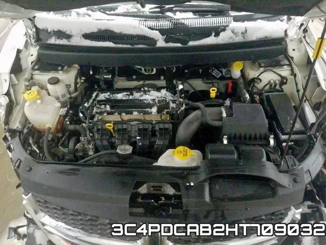 3C4PDCAB2HT709032_7.webp