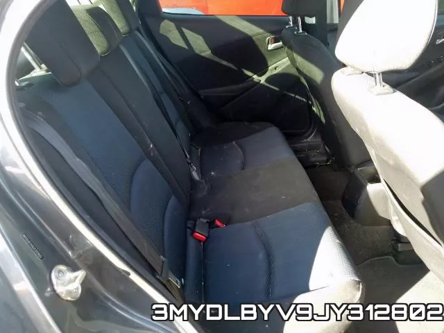 3MYDLBYV9JY312802_6.webp