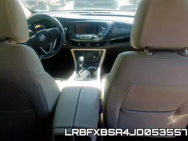 LRBFXBSA4JD053557_9.webp