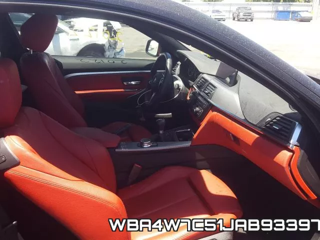 WBA4W7C51JAB93397_5.webp