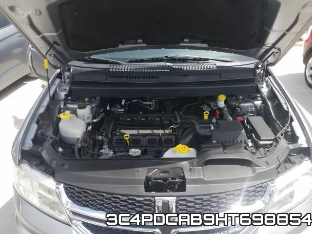 3C4PDCAB9HT698854_7.webp