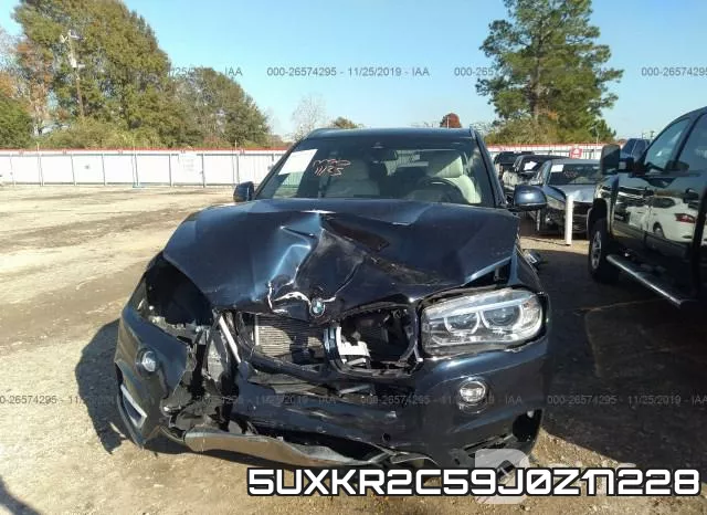 5UXKR2C59J0Z17228_6.webp