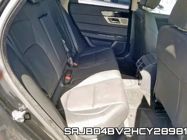 SAJBD4BV2HCY28981_6.webp