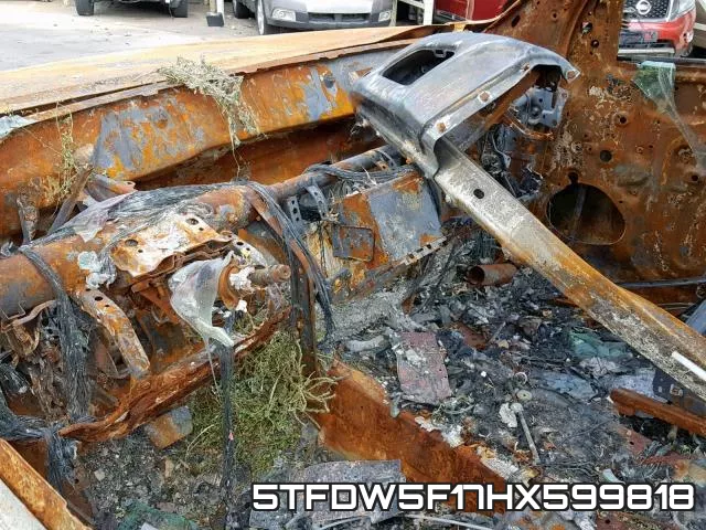 5TFDW5F17HX599818_9.webp