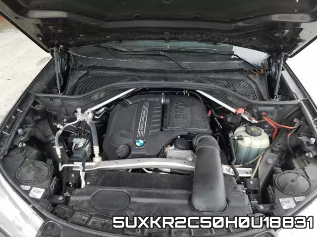 5UXKR2C50H0U18831_7.webp