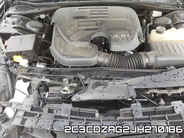 2C3CDZAG2JH270186_7.webp