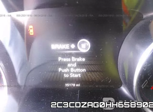2C3CDZAG0HH658902_7.webp