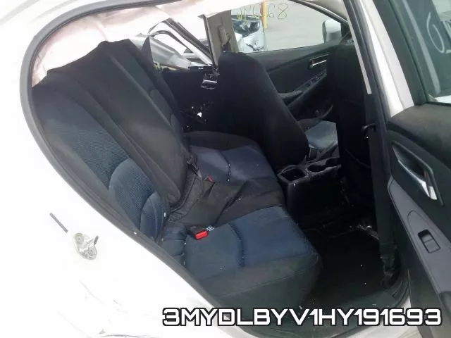 3MYDLBYV1HY191693_6.webp