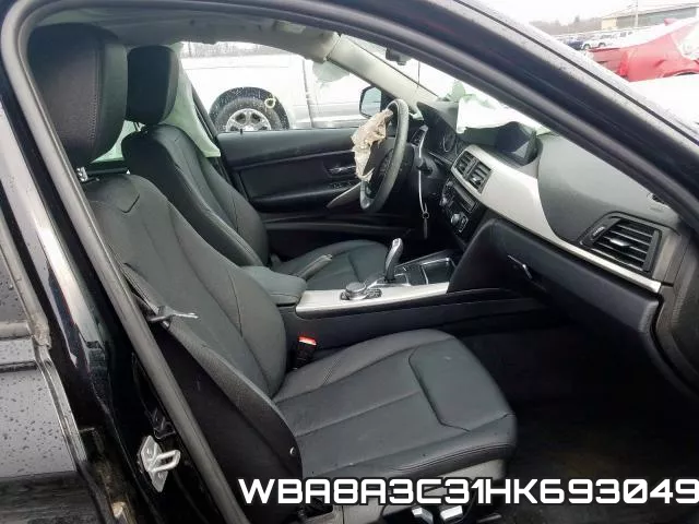 WBA8A3C31HK693049
