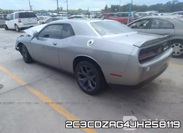 2C3CDZAG4JH258119_3.webp