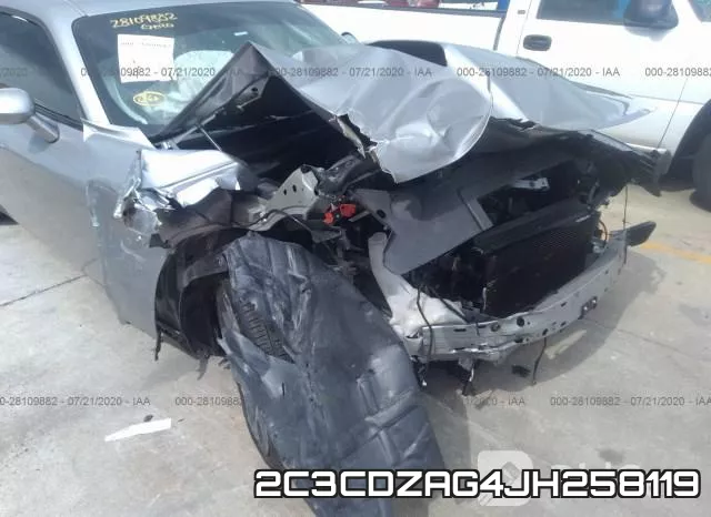 2C3CDZAG4JH258119_6.webp