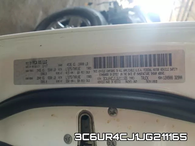 3C6UR4CJ1JG211165_10.webp