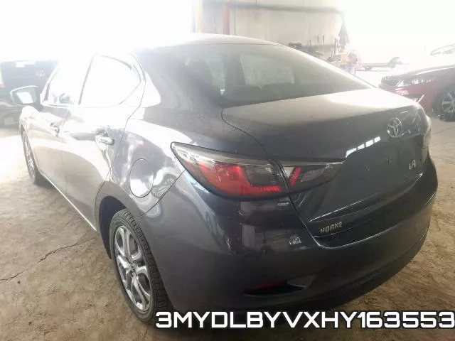 3MYDLBYVXHY163553_3.webp