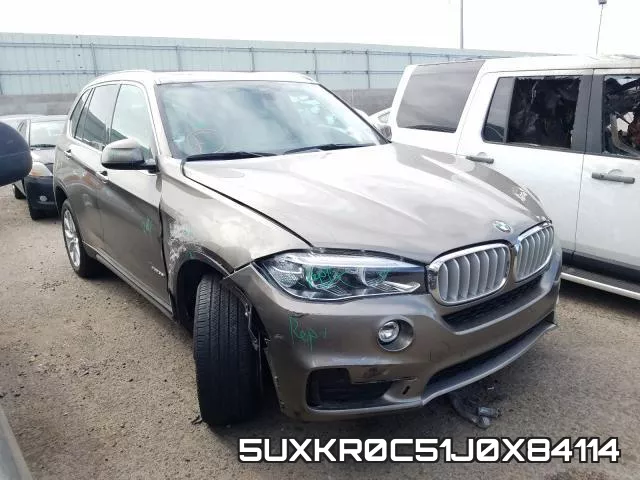 5UXKR0C51J0X84114_1.webp