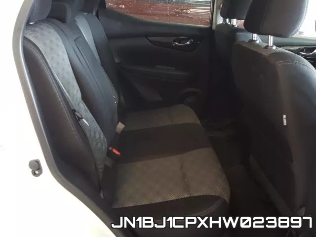 JN1BJ1CPXHW023897_6.webp