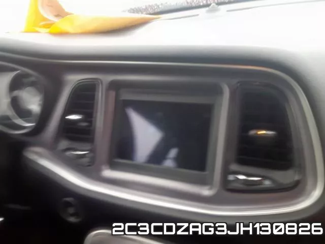 2C3CDZAG3JH130826_9.webp