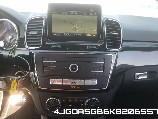 4JGDA5GB6KB206557_9.webp