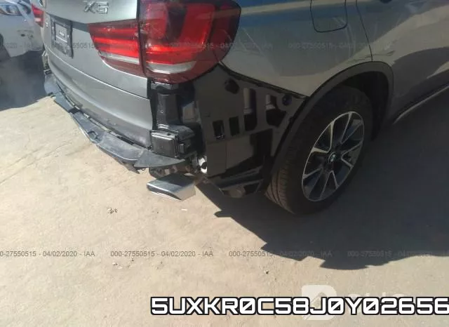 5UXKR0C58J0Y02656_6.webp
