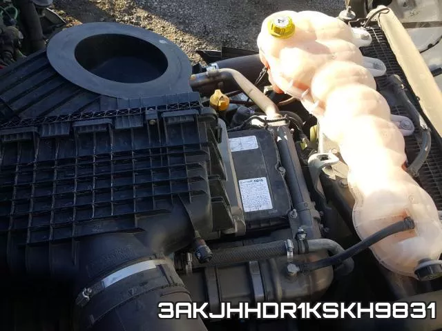 3AKJHHDR1KSKH9831