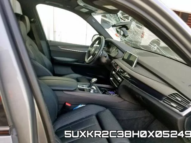 5UXKR2C38H0X05249_5.webp