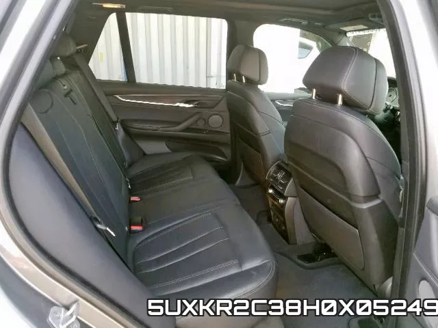 5UXKR2C38H0X05249_6.webp