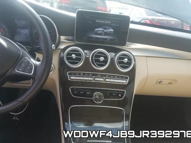 WDDWF4JB9JR392978_9.webp