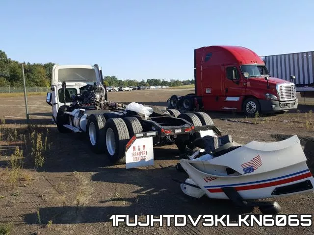 1FUJHTDV3KLKN6065_3.webp
