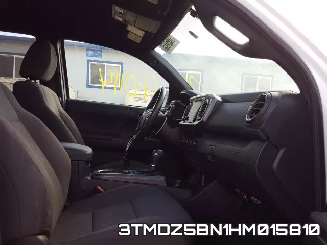 3TMDZ5BN1HM015810_5.webp