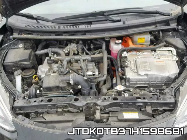 JTDKDTB37H1598681_7.webp