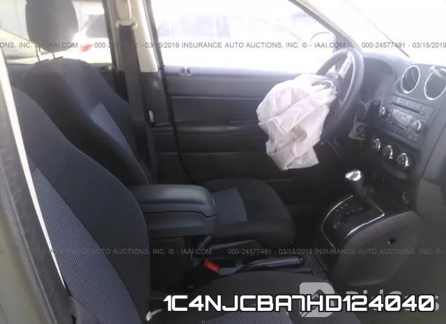 1C4NJCBA7HD124040_5.webp