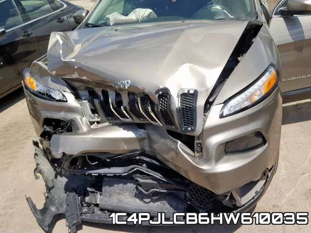 1C4PJLCB6HW610035_7.webp