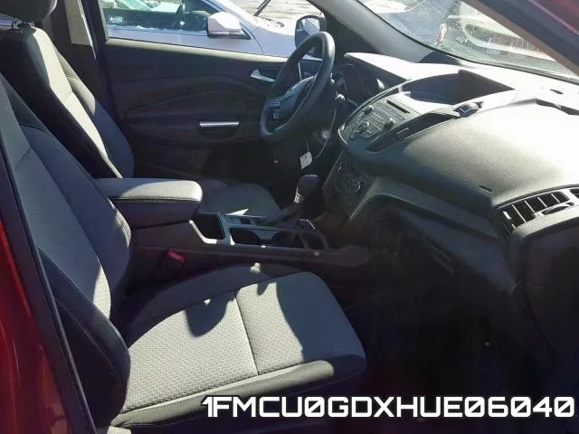 1FMCU0GDXHUE06040_5.webp