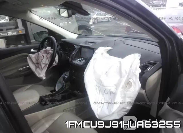 1FMCU9J91HUA63255_5.webp