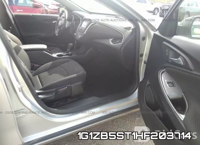 1G1ZB5ST1HF203714_5.webp