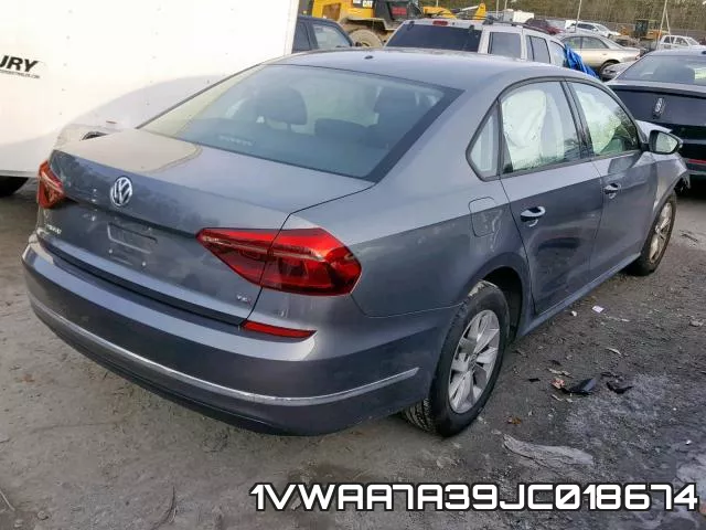 1VWAA7A39JC018674_4.webp