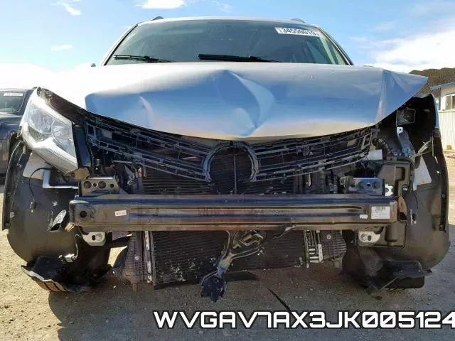 WVGAV7AX3JK005124_9.webp