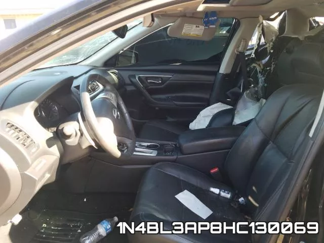 1N4BL3AP8HC130069_5.webp