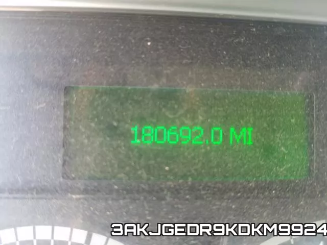 3AKJGEDR9KDKM9924_8.webp