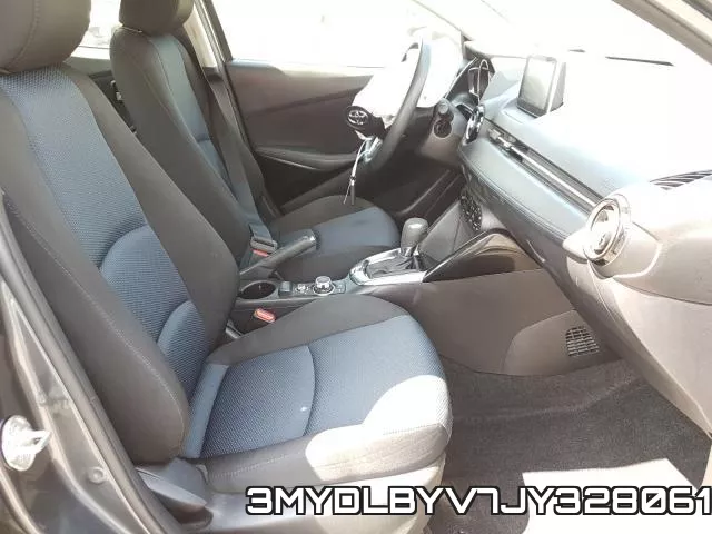 3MYDLBYV7JY328061_5.webp