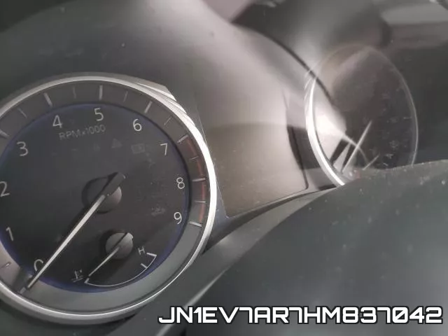 JN1EV7AR7HM837042_8.webp