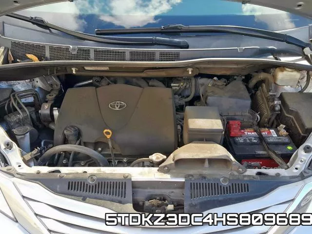 5TDKZ3DC4HS809689_7.webp