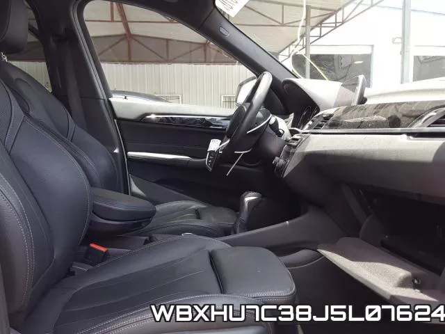 WBXHU7C38J5L07624_5.webp