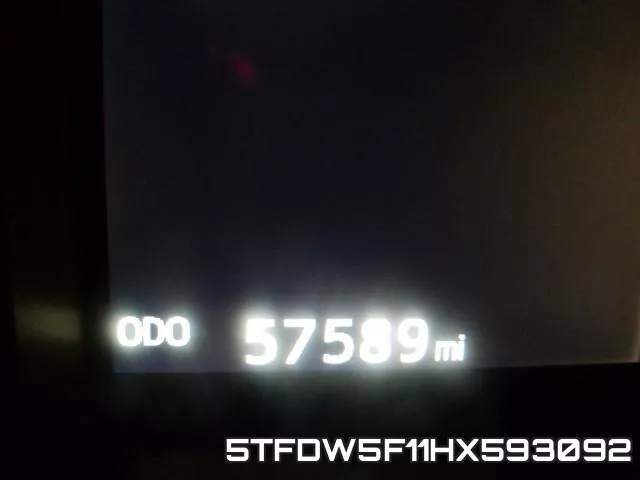 5TFDW5F11HX593092_8.webp