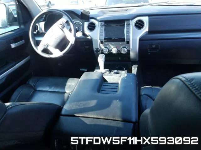 5TFDW5F11HX593092_9.webp